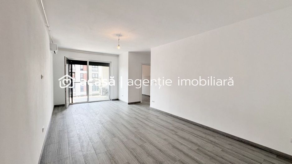 Apartament cu 3 camere, Adora Park. cu 2 locuri de parcare - Poză 8