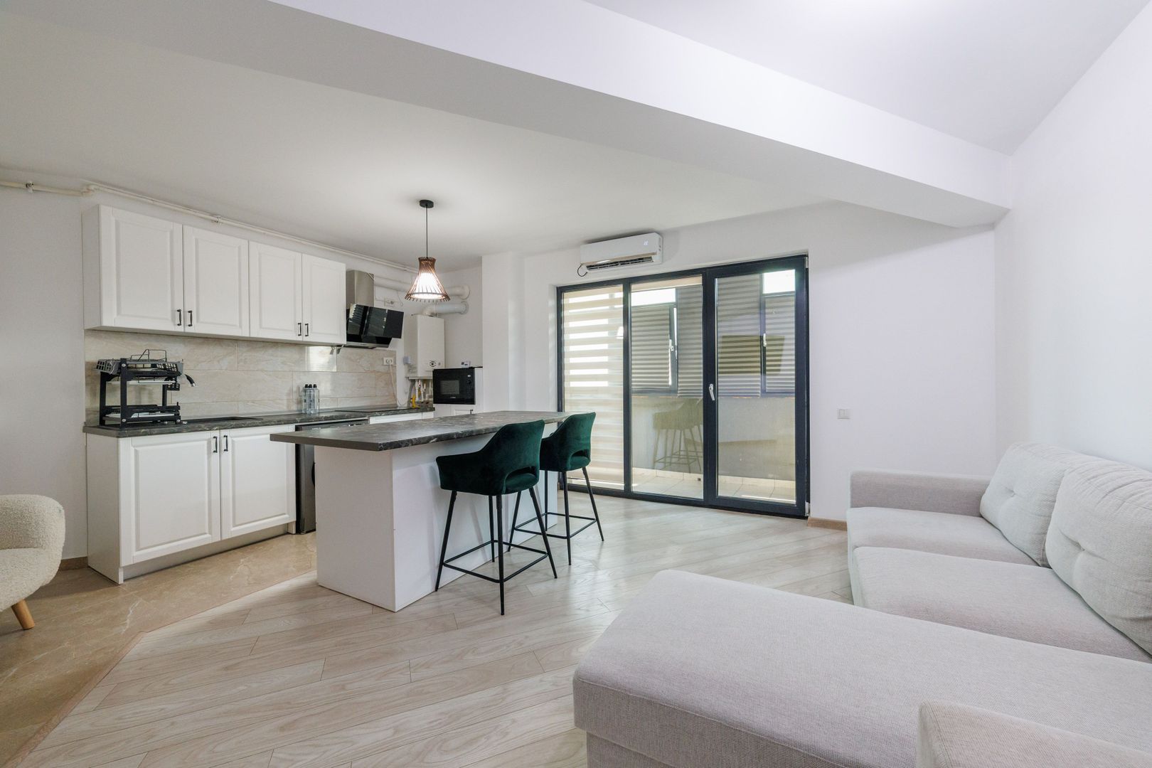 Apartament modern, 66 mp, 3 camere – zona Hermes Nord - Poză 2