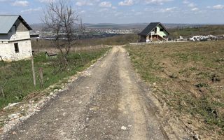 Terenuri intravilan în satul Vladiceni, comuna Tomești - Poză 6