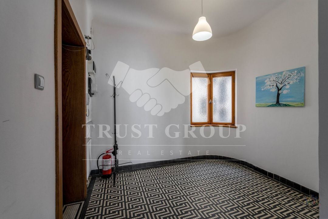 Apartament 5 camerei - Română-Lahovari / 2 locuri de parcare - Poză 12