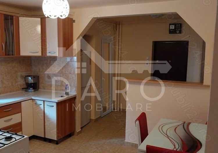 Apartament cu 3 camere - Poză 2