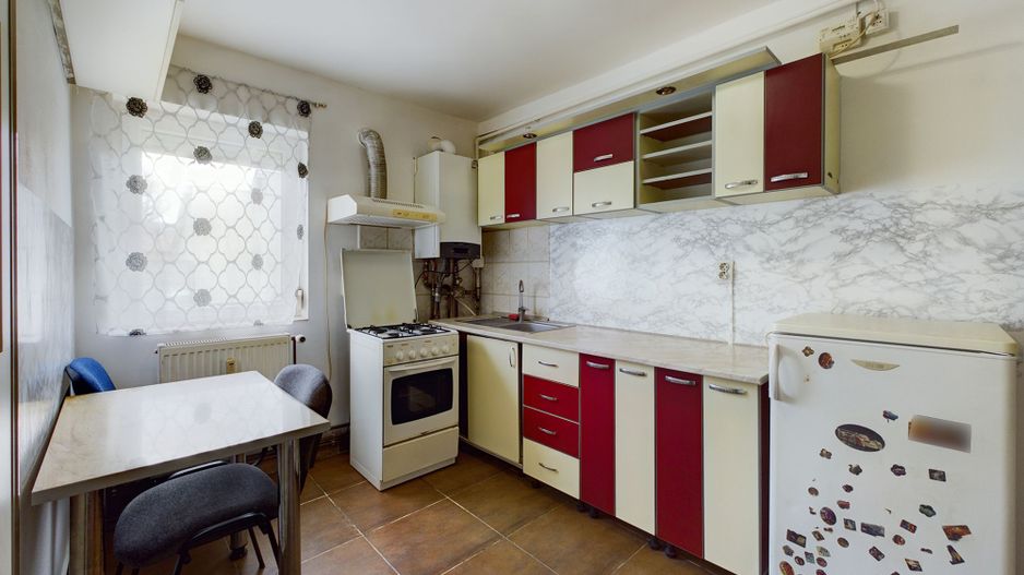 Garsonieră confort 1 zona Pârneava - Poză 3