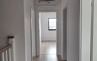 Duplex frumos cu arhitectura mediteraneana - Poză 21