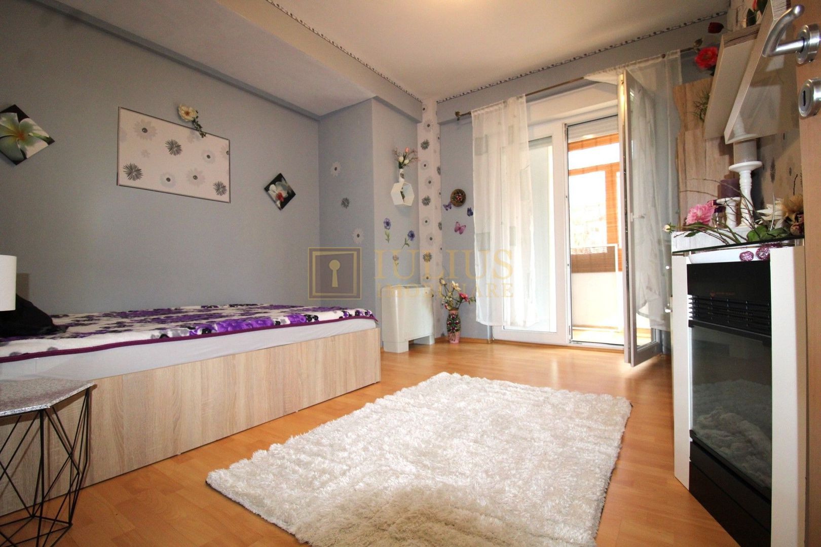 3 camere spatioase, 2 bai, balcon + loc de parcare cu acces controlat - Poză 9