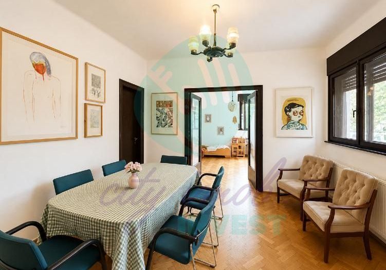 Apartament elegant situat la parterul unei vile - Poză 3