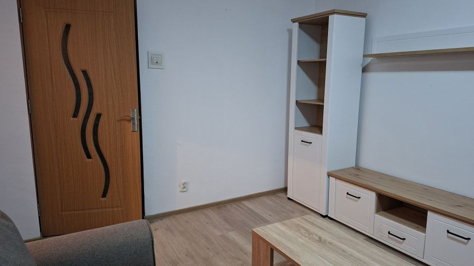 Apartament 2 camere ND 45 mp Podu Ros-380euro - Poză 2