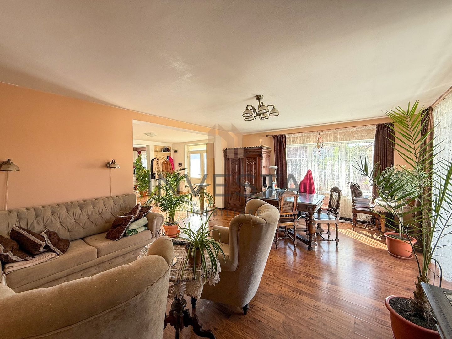 Casa individuala, Cartier Europa, retrasa de la strada principala! - Poză 3