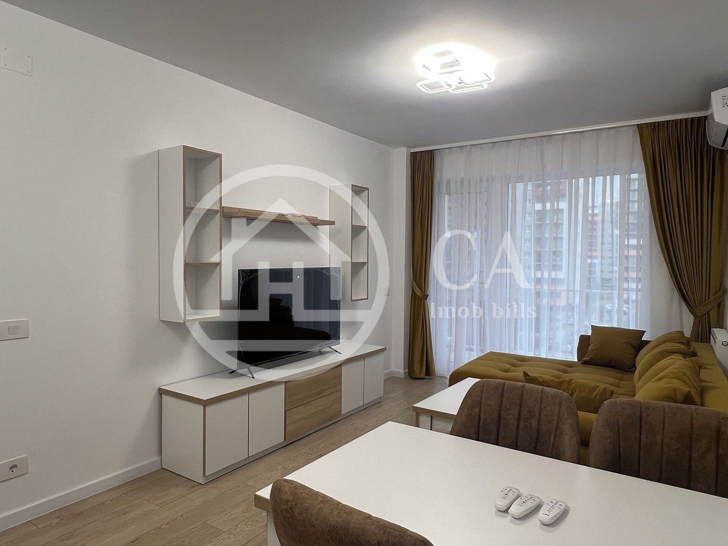 Apartament cu 3 camere de inchiriat in Prima Onestilor Oradea - Poză 2