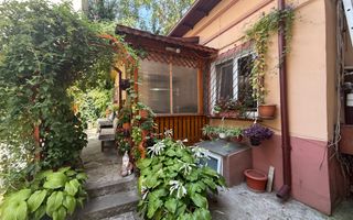 Casuta "bunicii" la 2 pasi de Calea Calarasilor - Poză 2