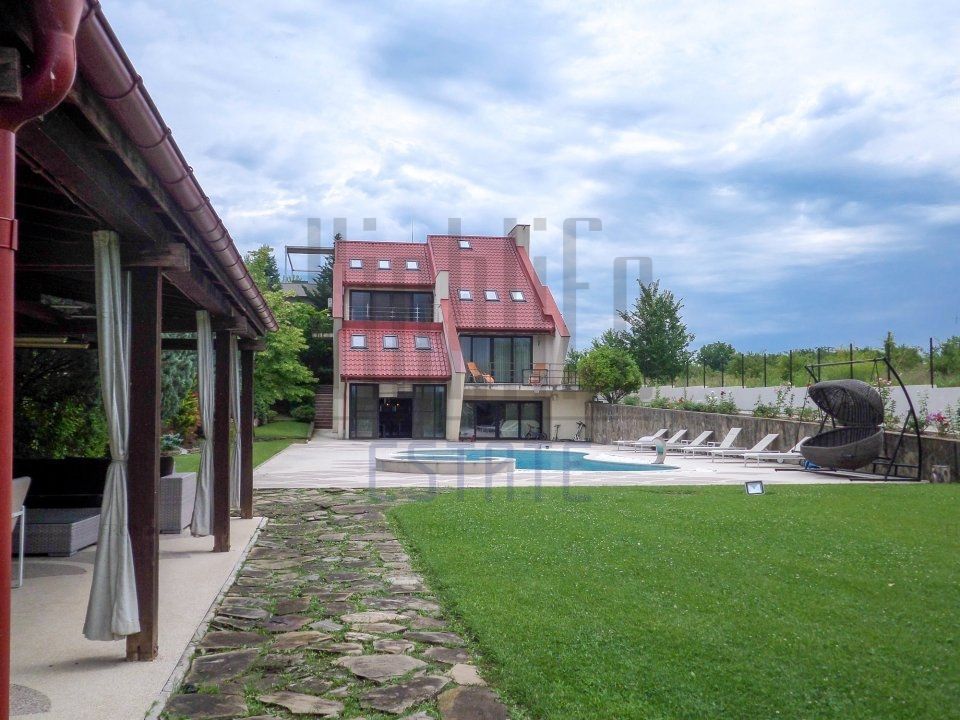 Oaza de relaxa de pe malul lacului Snagov. - Poză 9