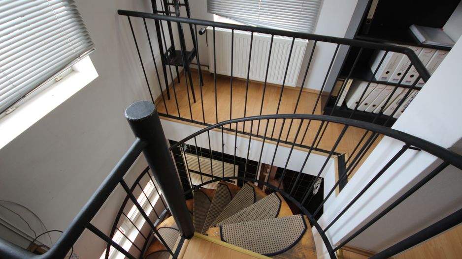 Imobil cu destinatie mixta - Poză 23