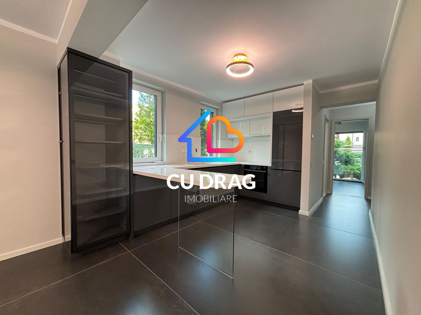 Casă elegantă de închiriat în zona Parcului Subarini - Poză 6