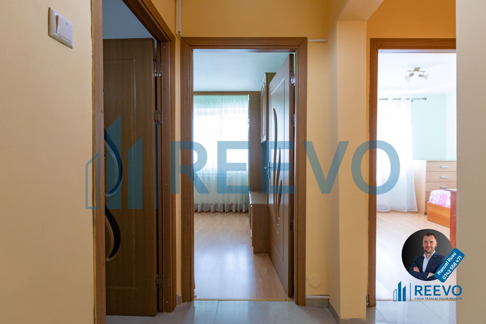 Apartament cu 3 camere decomandat, Narcisa, Bacâu - Poză 1