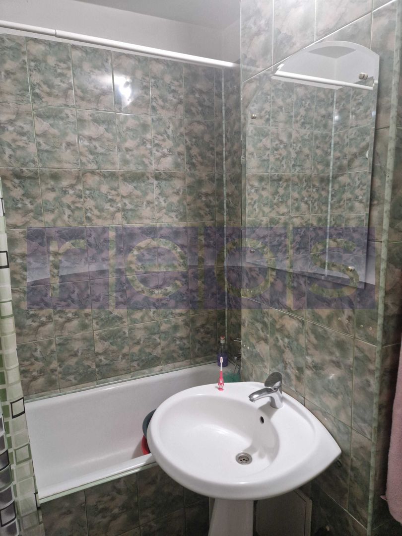 VANZARE 3 CAMERE - DECOMANDAT- DRISTOR-10 min de metrou - Poză 8