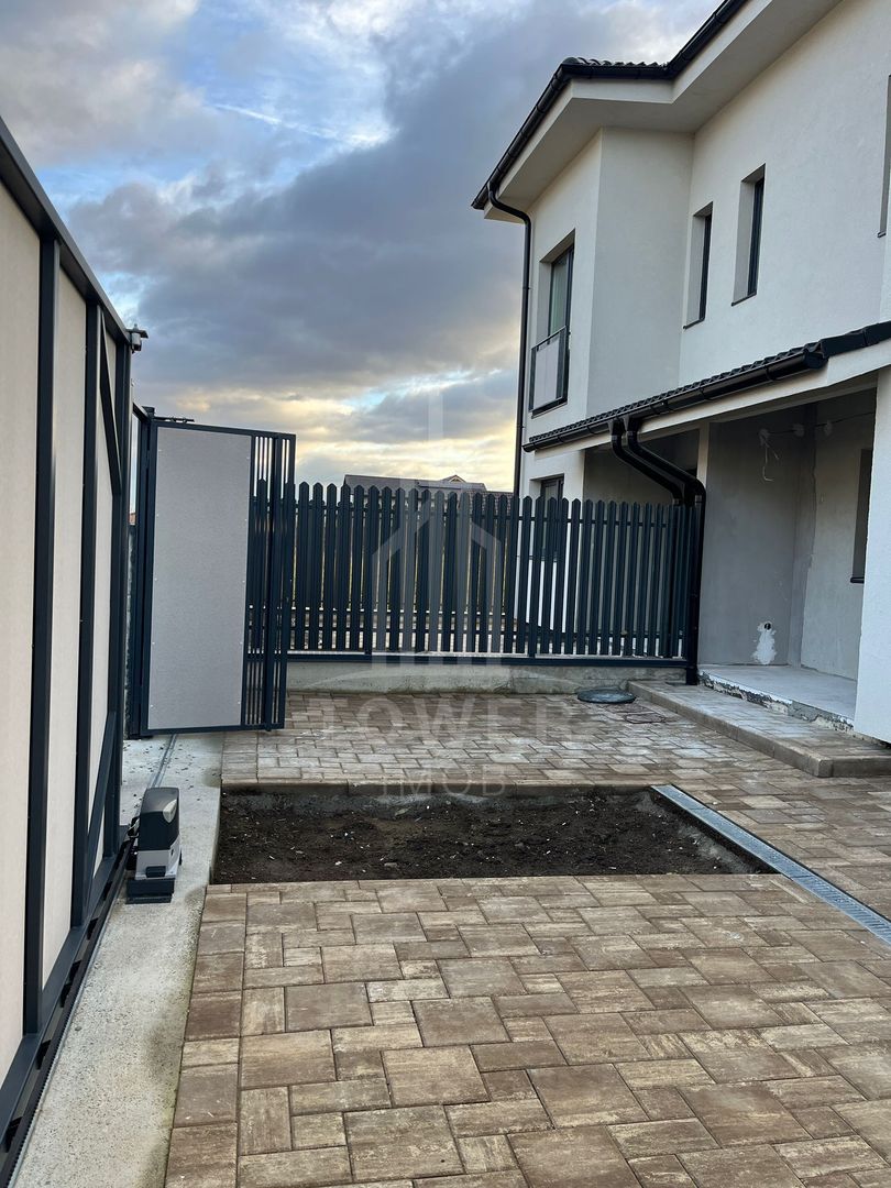 Casa duplex Cisnadie - Poză 2