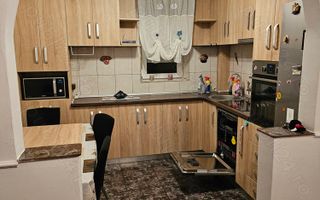 BRASADAS vinde ap 3 cam etaj 4/4. - Poză 6