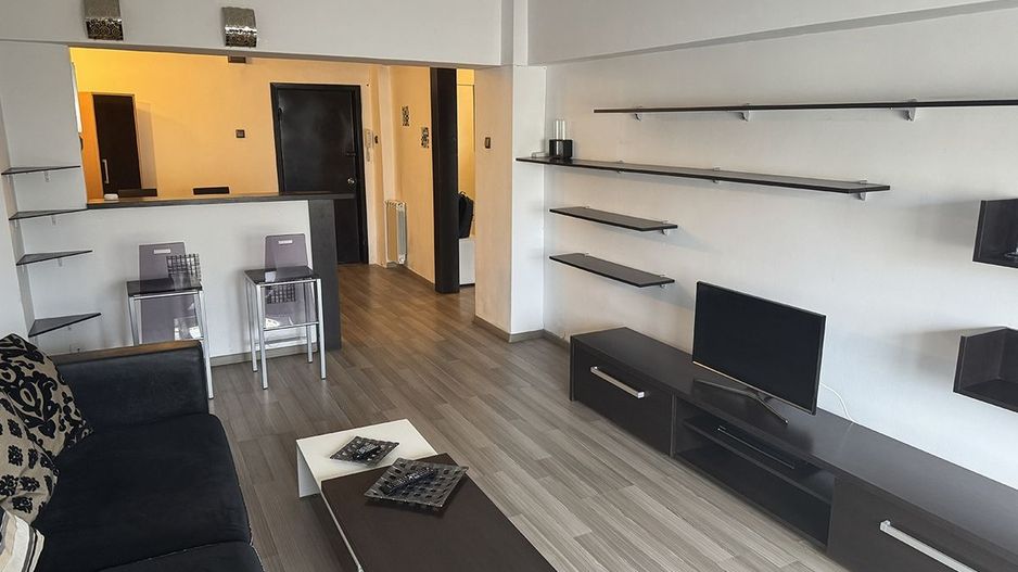 Apartament 2 Camere Decomandat – Vedere Bulevardul Unirii - Poză 6
