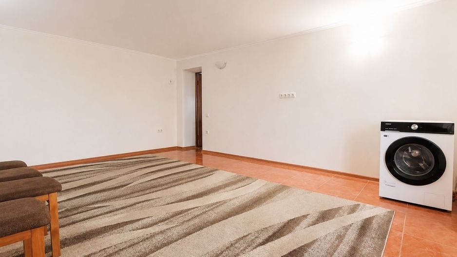 Casă 210 m² cu 5 dormitoare și teren 10 ari – Euroreparație | Drochia, str. Grigore Ureche - Poză 30