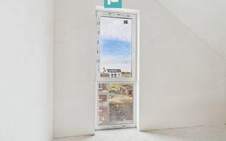 Apartament la mansardă în Freidorf - Shopping City - Poză 9