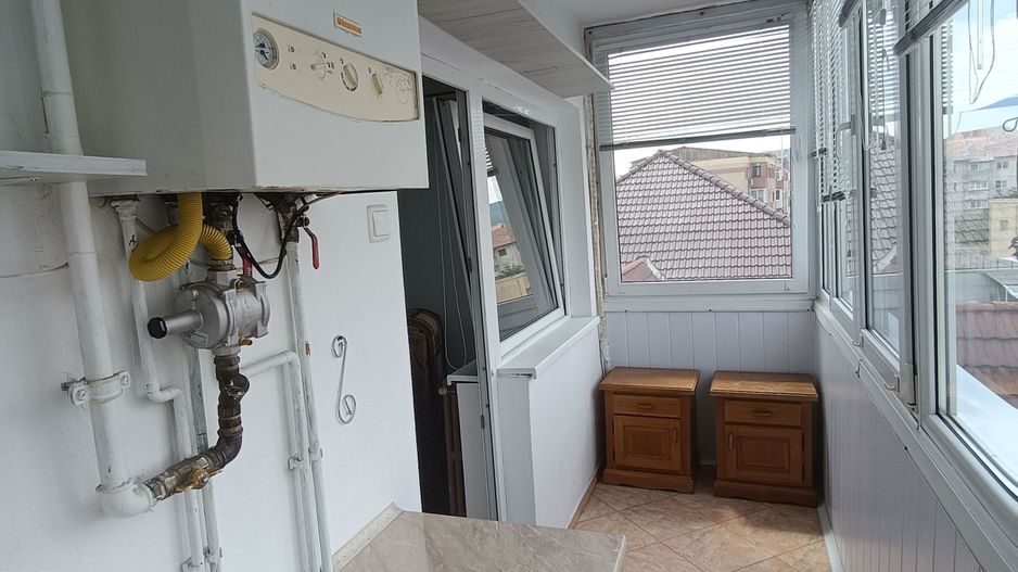 Apartament de vanzare 2 camere 50 mpu etaj 3 mobilat utilat Alba Iulia - Poză 11