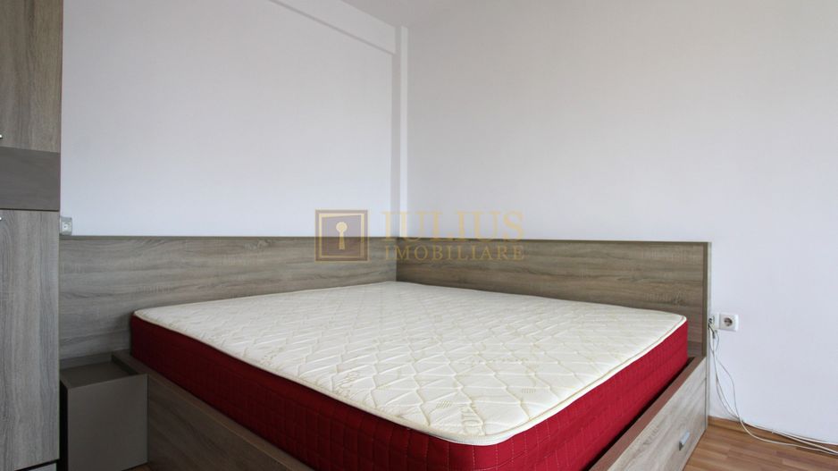 Decomandat, centrala proprie, parcare inclusa. - Poză 3