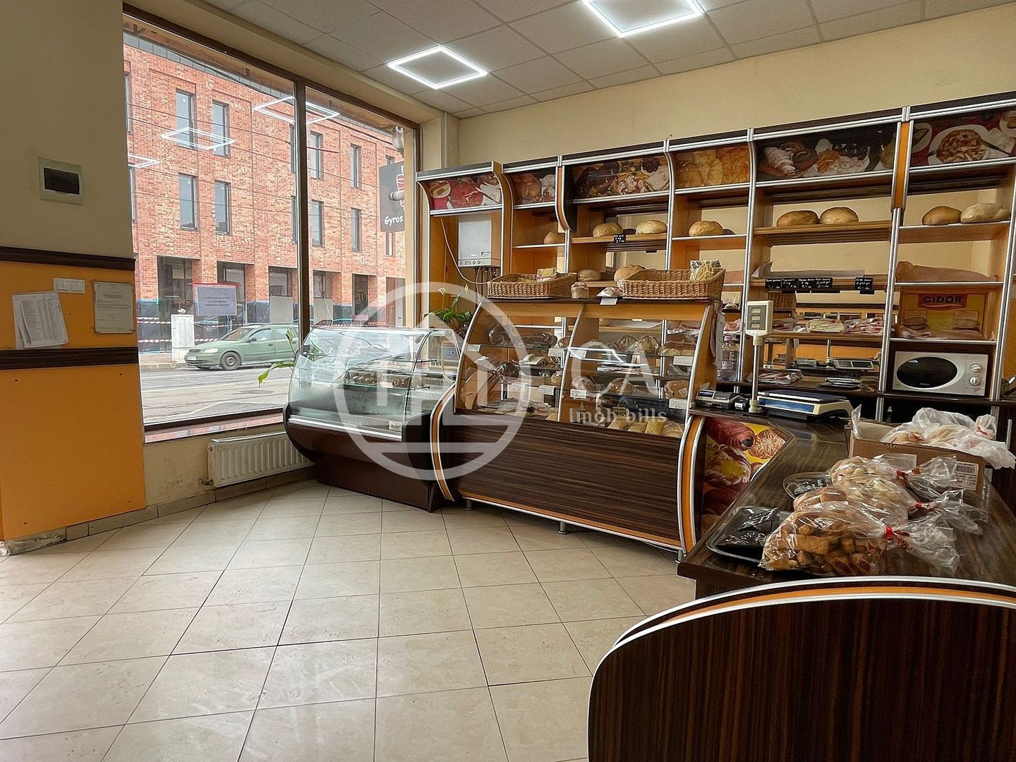 Spatiu comercial de inchiriat in zona Decebal, Oradea - Poză 4