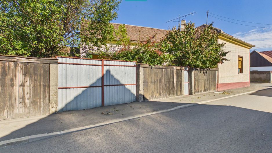 Casă din cărămidă cu teren 639 mp, Lipova - Poză 17
