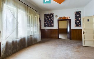 Apartament cu 3 camere în zonă Centrală, Lipova - Poză 7