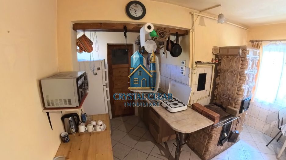 Casă 2 camere + teren 1700 mp - zona Platoul Cornești, str. Trebely - Poză 5