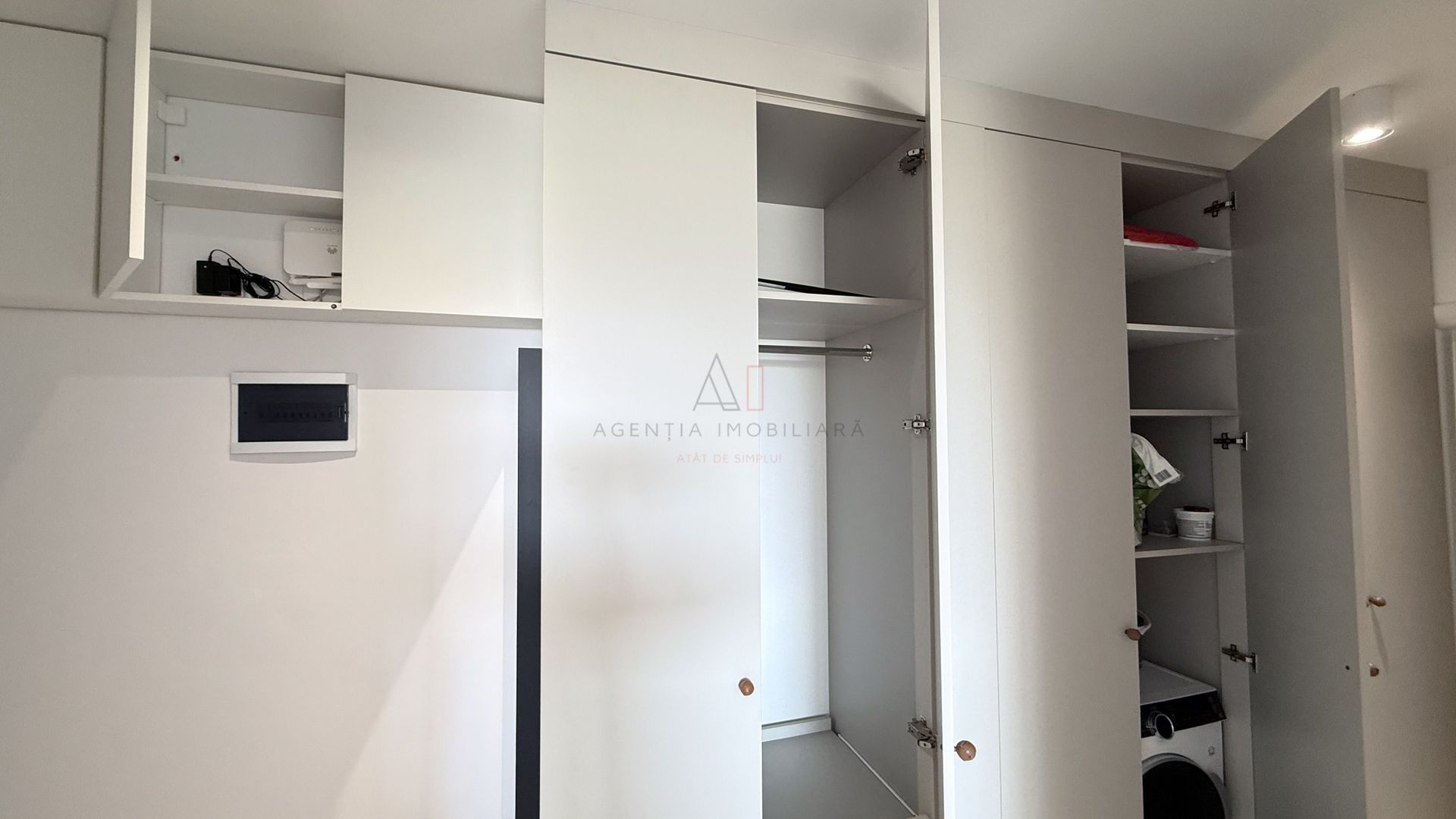 2 Camere Central Address Sebastian | Parcare | Mobilat - Poză 14