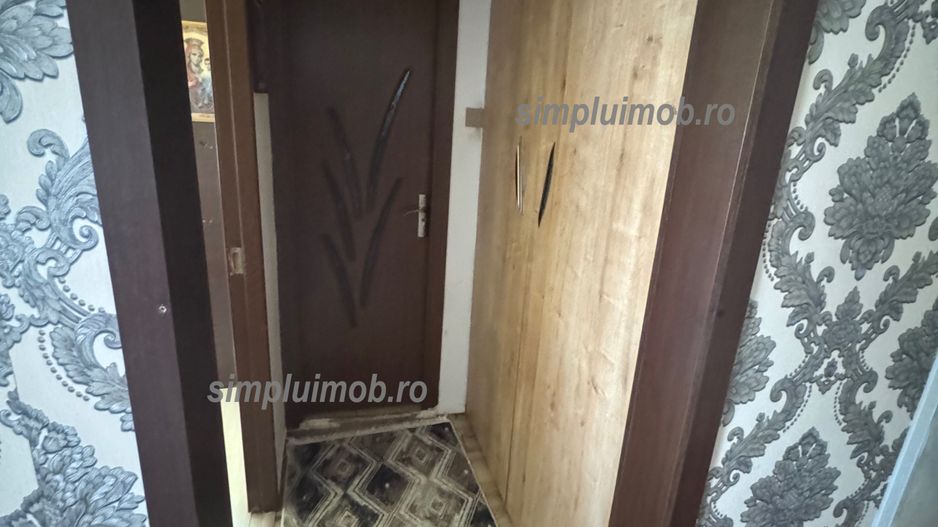 Decomandat soseua Salaj 45 mp - Poză 6