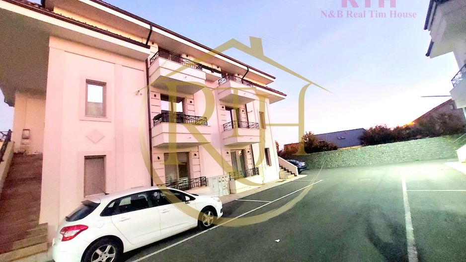 Oferim spre inchiriere, apartament cu 2 camere, Parcare privata - Poză 5