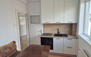 Garsoniera cu suprafata de 45mp,in zona centrala - Poză 3