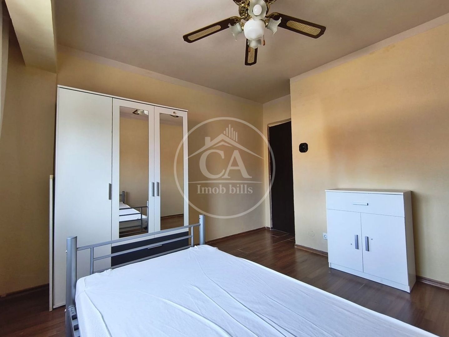 Apartament cu 4 camere de închiriat în zona Dacia, Oradea - Poză 4