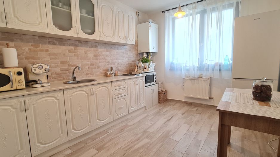 2 camere decomandat semimobilat insorit Sanpetru Residence - Poză 3