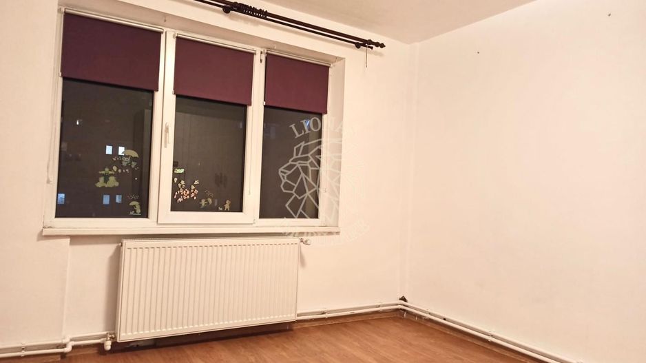 Apartament decomandat 3 camere 68 mp+balcon-parcare-Imparat Traian - Poză 3