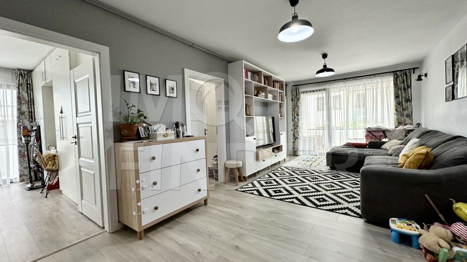 Apartament cu 3 camere  in Bună Ziua – confort, lumină și locatie excelenta - Poză 1