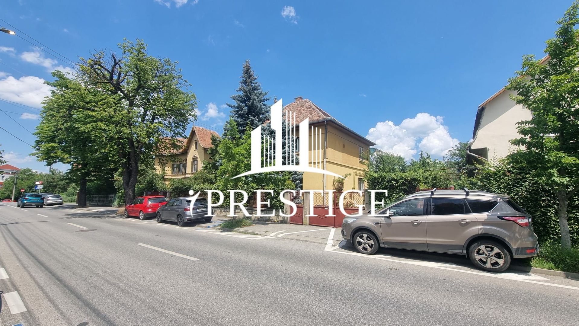 CASĂ INDIVIDUALĂ DE VÂNZARE S+P+E, 2 GARAJE, 777MP TEREN, ULTRACENTRAL - Poză 1
