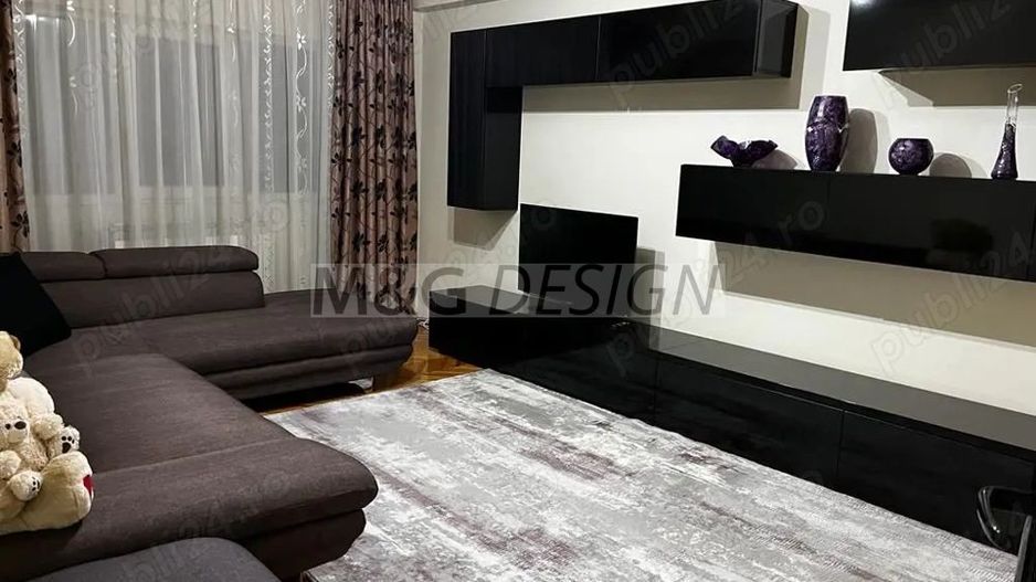 Apartament cu 3 camere Lunei - Poză 1
