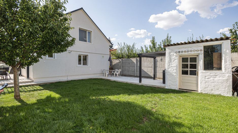 Casă spațioasă – zona Lebăda, comision 0% | Pret redus - 192.000 € - Poză 1