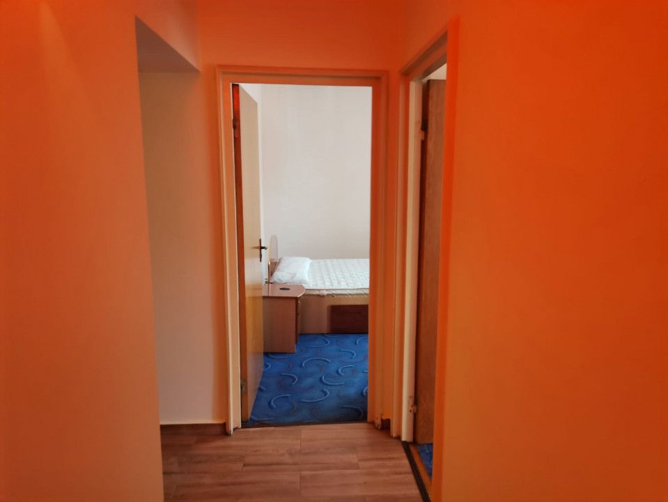 Inchiriere apartament 4 camere, Ultracentral, etaj 1 - Poză 4