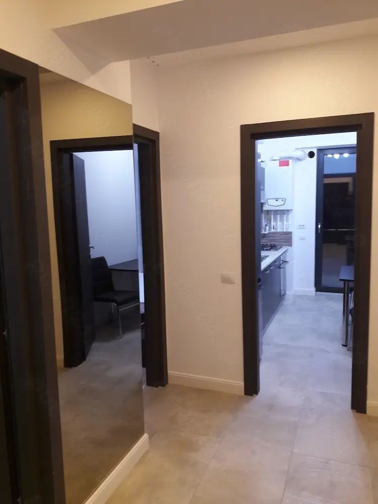 Inchiriere apartament 2 camere - Poză 4