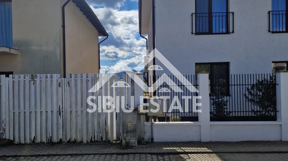 Casa individuala in Cartierul Primaverii Sibiu - Poză 15