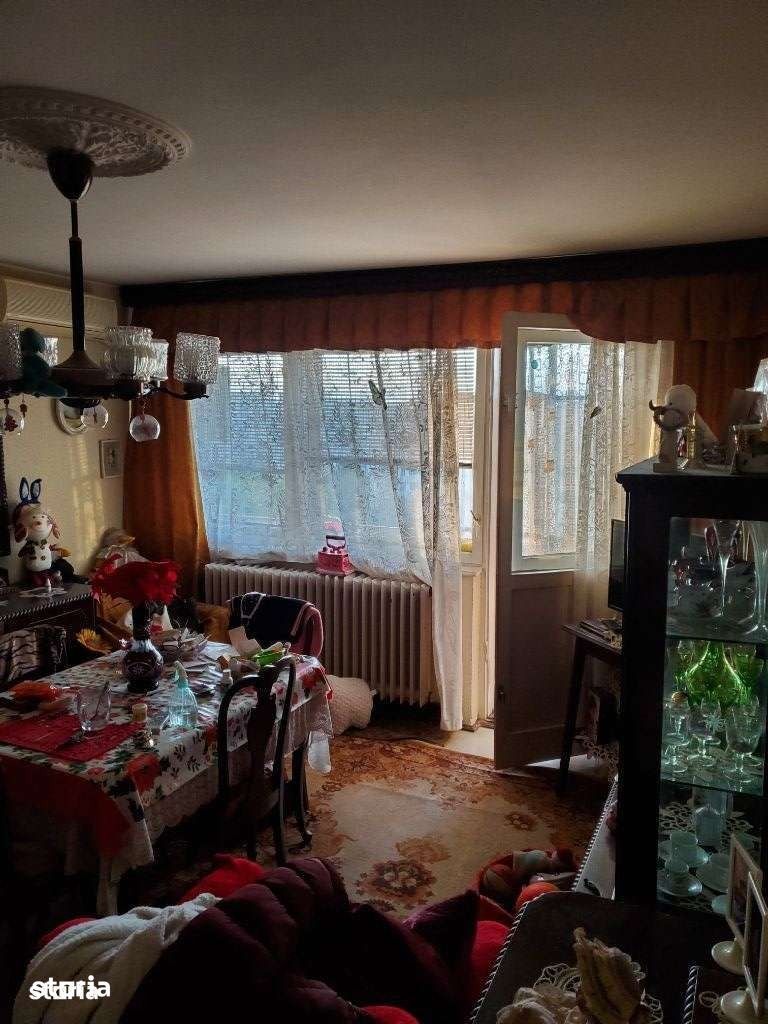 🏡 De vanzare 3 Camere | Etaj 9 | Vedere Panoramică| 2 Balcoane | Drumul Taberei - Poză 1
