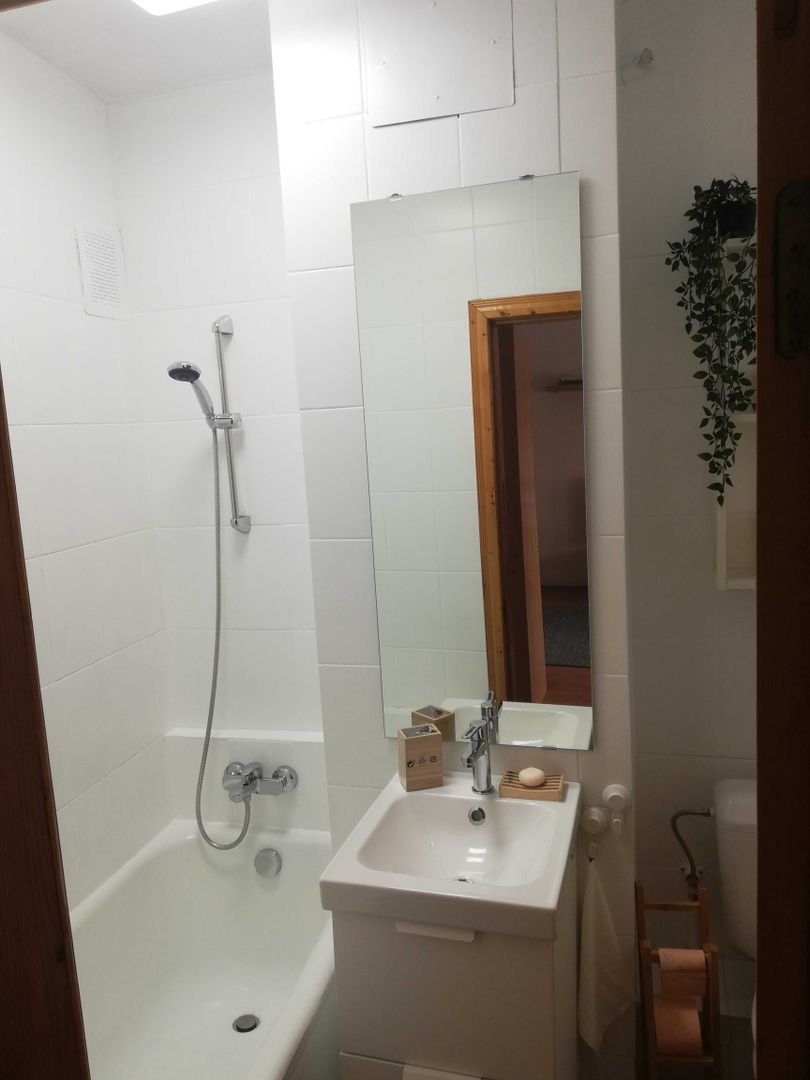 Vanzare garsoniera Piata Victoriei sect 1 - Poză 6