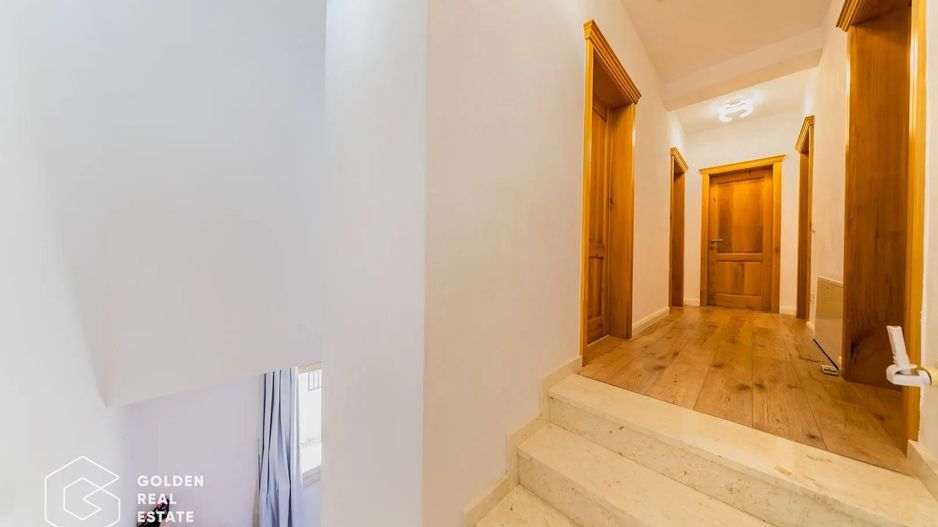 Cladire moderna in cartier exclusivist Romanilor, strada 9 Mai - Poză 20