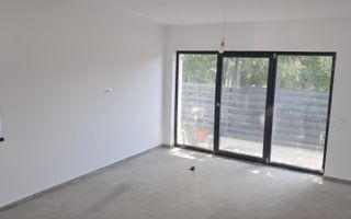 Casă individuală de vânzare – Confort, eficiență și curte proprie - Poză 4