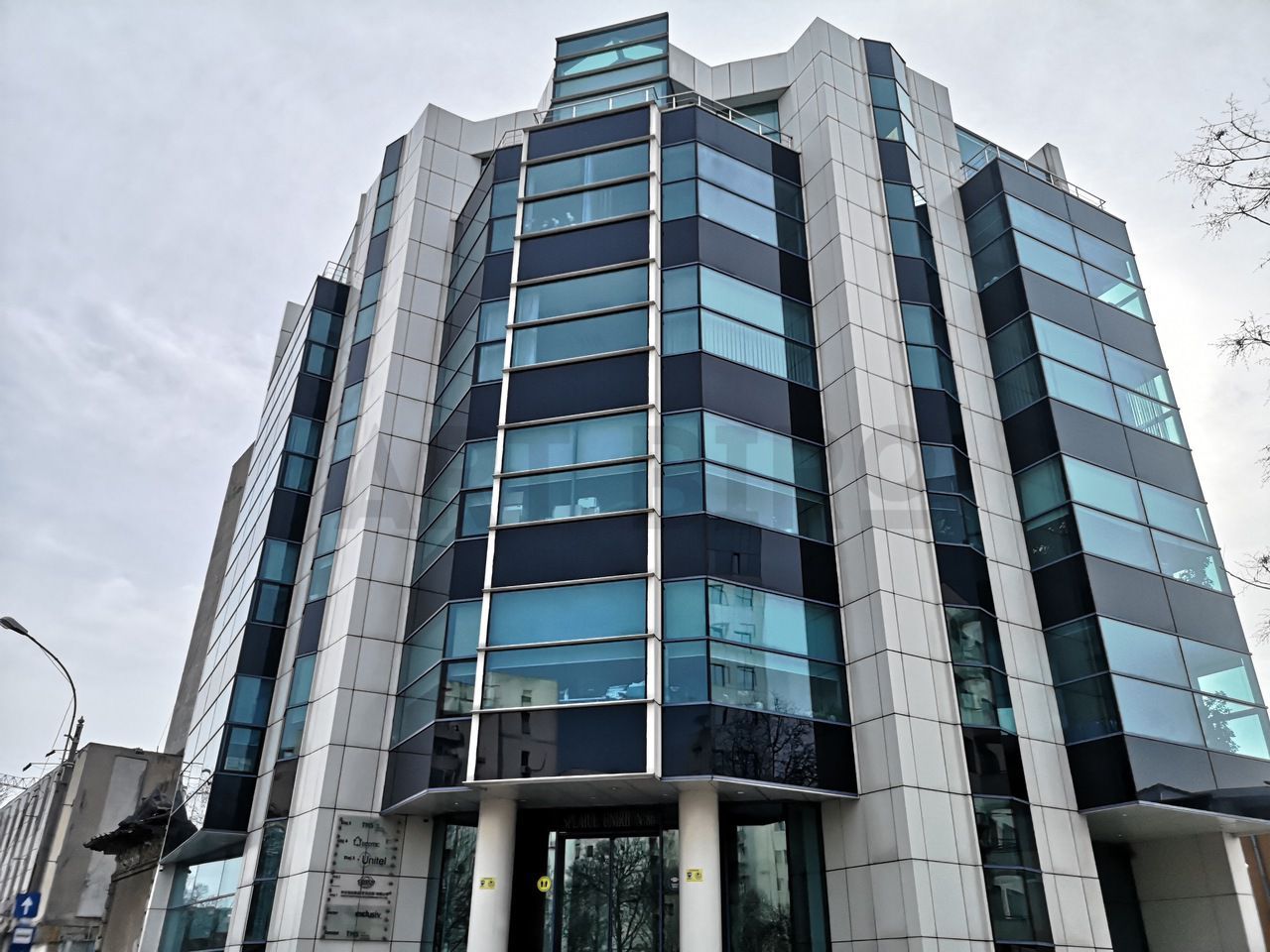 Zero comision, 202mp, priveliste frumoasa, parcare inclusa, 5' metrou - Poză 1