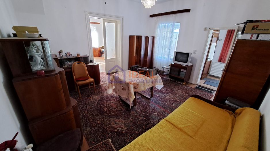 Casa cu 2 camere si pivnita mare, zona Ultracentrala - Poză 5