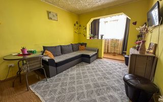 Apartament cu 3 camere de vanzare | Mobilat | Malu Rosu | Comision 0% - Poză 1
